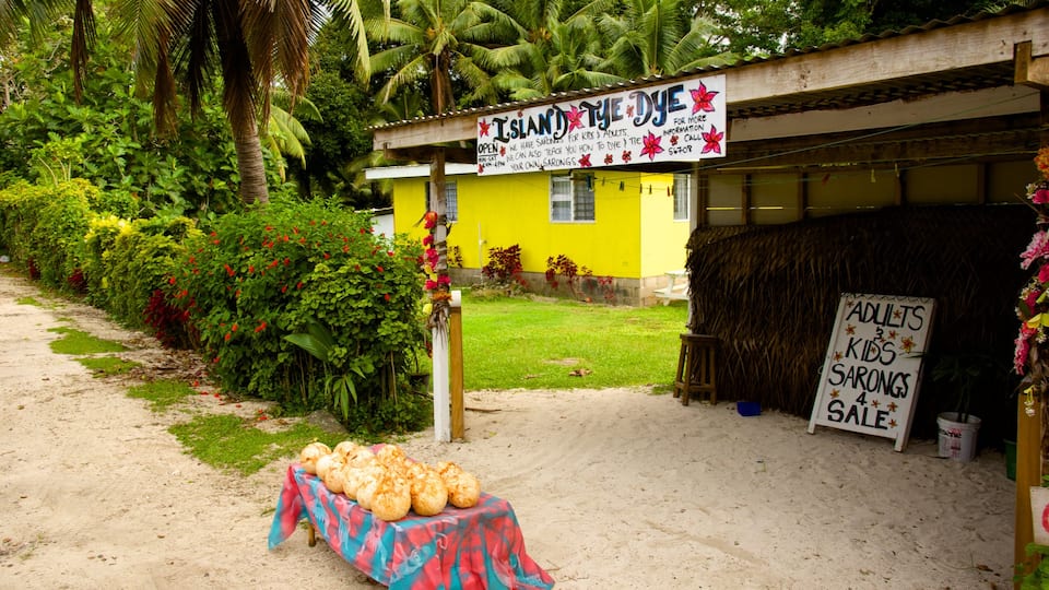 Titikaveka which includes signage