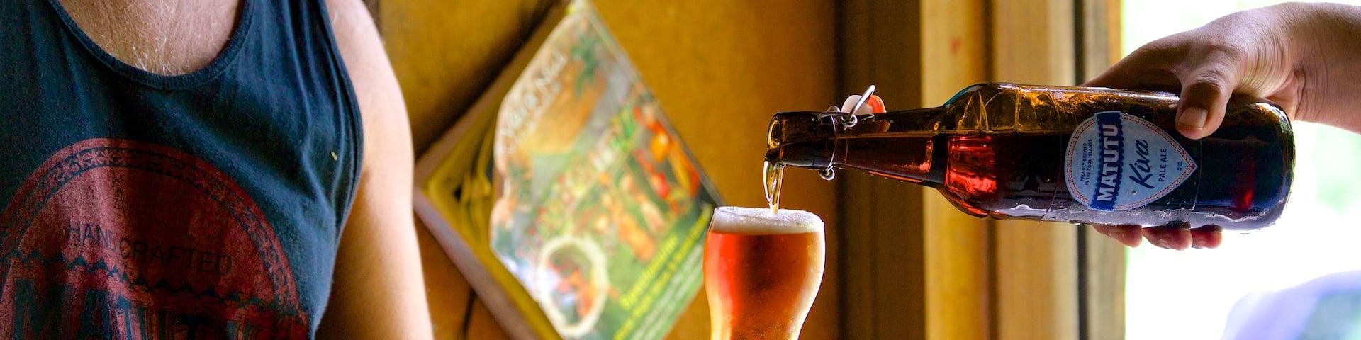 Rarotonga featuring drinks or beverages