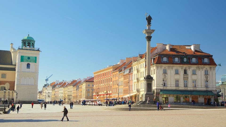 Varsovia ofreciendo un parque o plaza y una ciudad