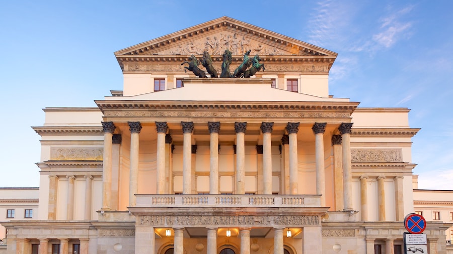 National Theatre featuring heritage architecture and heritage elements