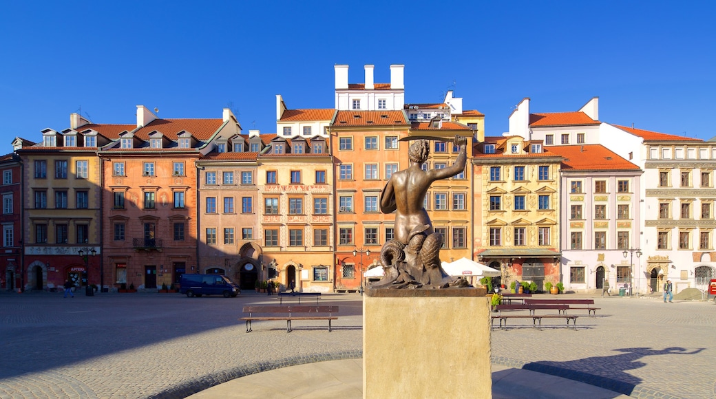 Havfruestatuen i Warszawa som inkluderer statue eller skulptur og torg eller plass