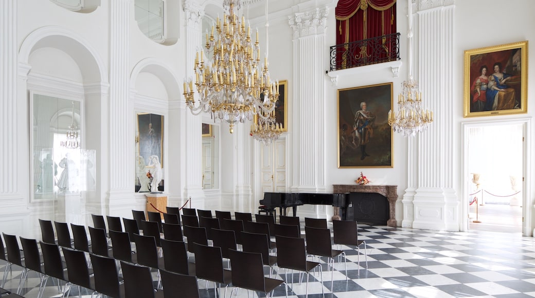 Palacio Wilanow que incluye patrimonio de arquitectura, arte y elementos del patrimonio