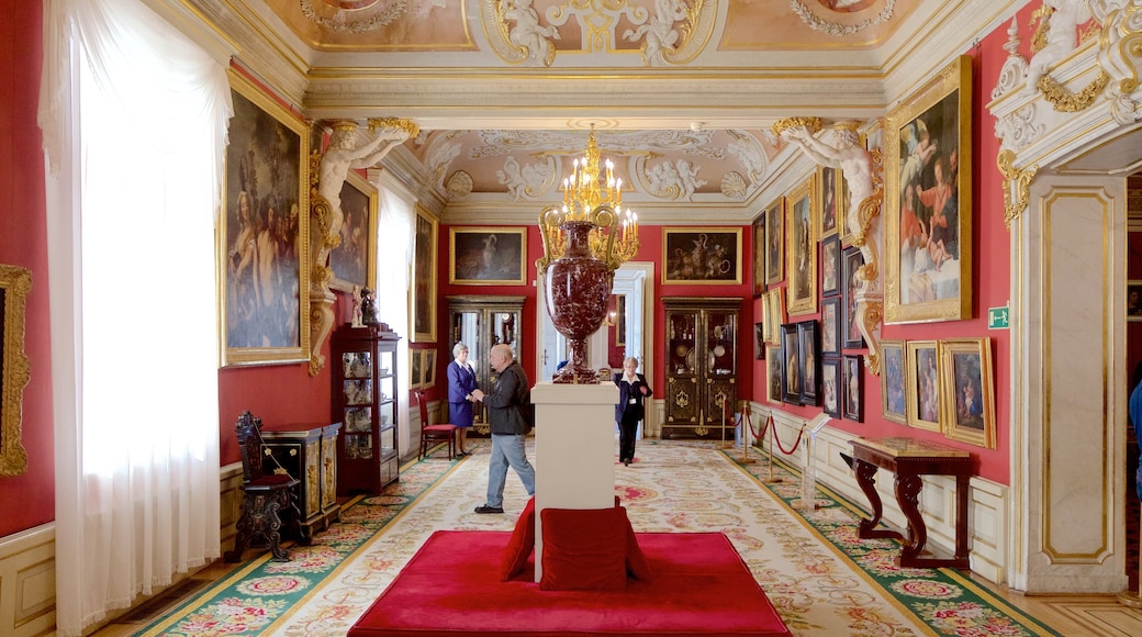 Wilanow Palace featuring art, heritage elements and interior views