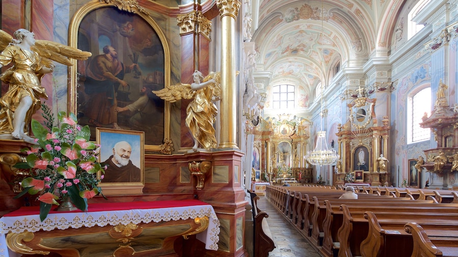 St. Anne\'s Church showing heritage architecture, interior views and religious aspects