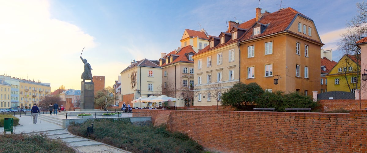 Warsaw featuring a city and a square or plaza