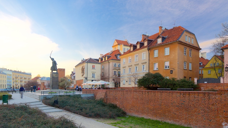 Warsaw featuring a city and a square or plaza