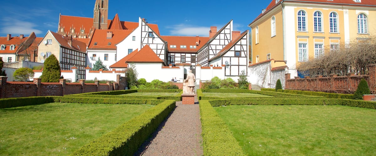 Wroclaw which includes a park