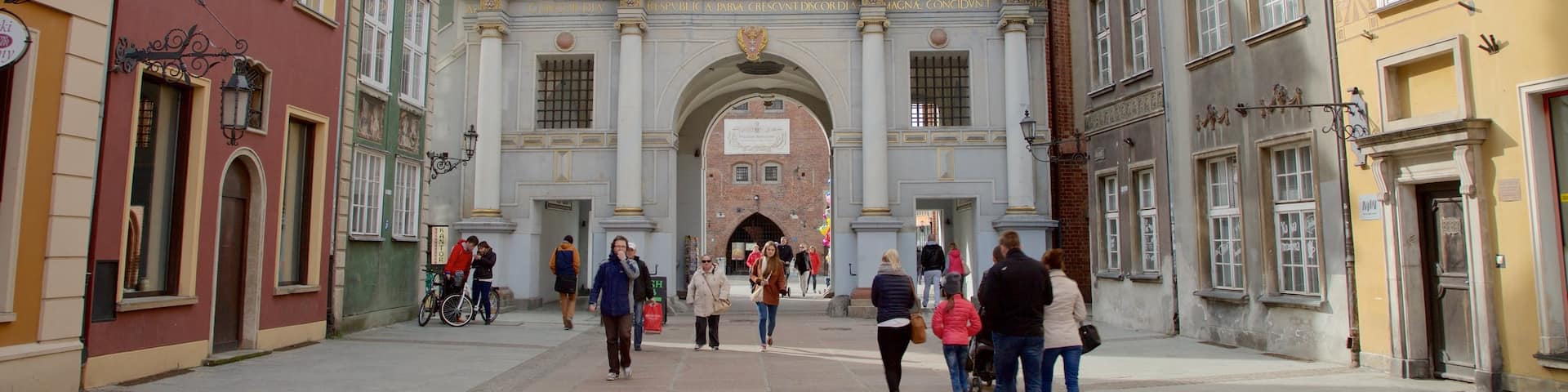 Golden Gate which includes street scenes and heritage elements