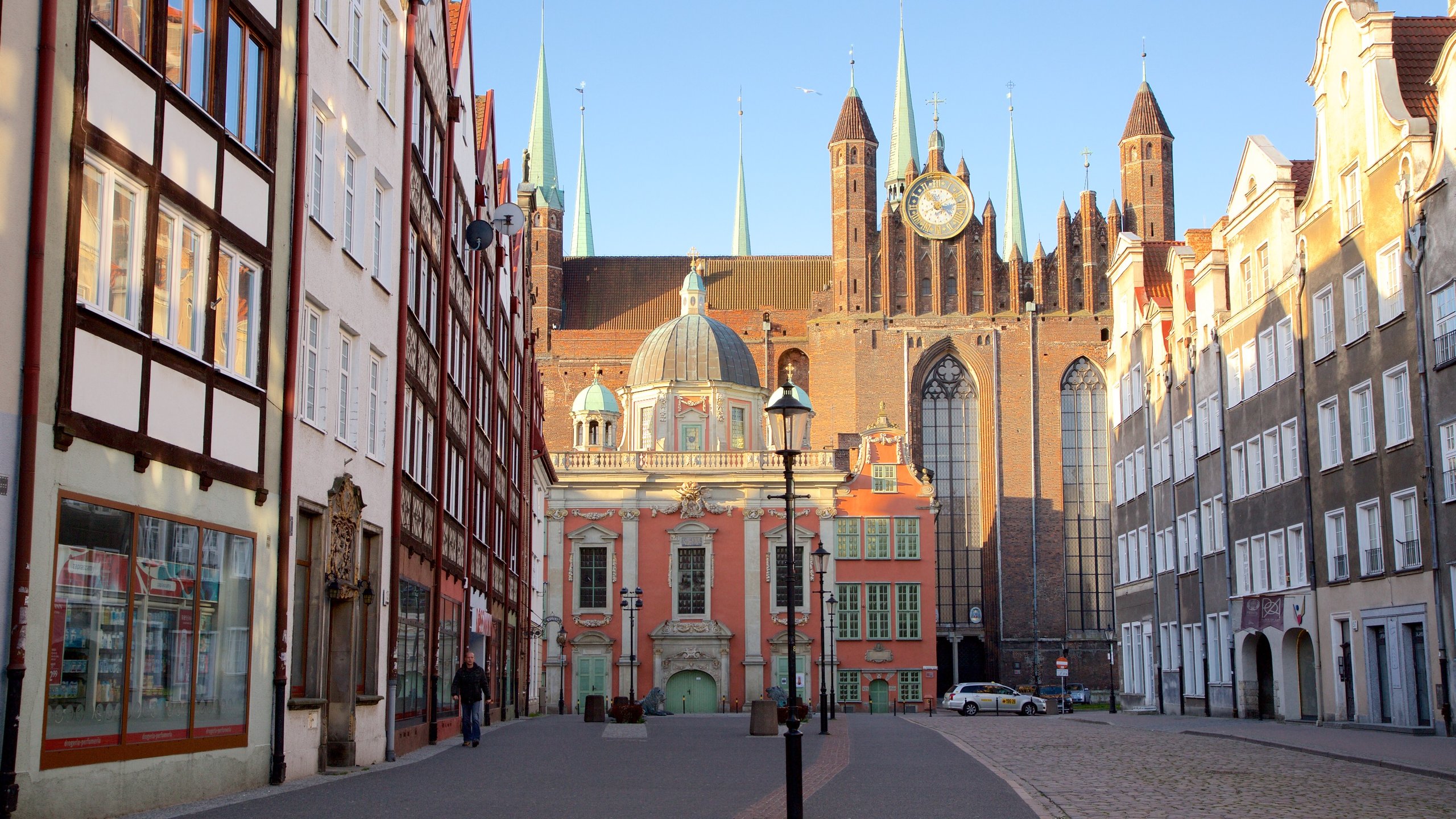 la vida nocturna de gdansk