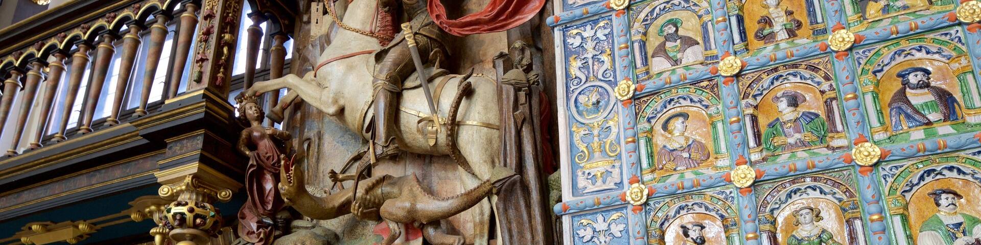 Arthur\'s Court which includes heritage elements and interior views