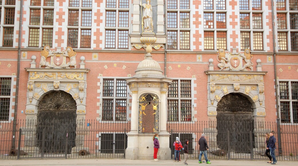 Gdansk mettant en vedette patrimoine historique