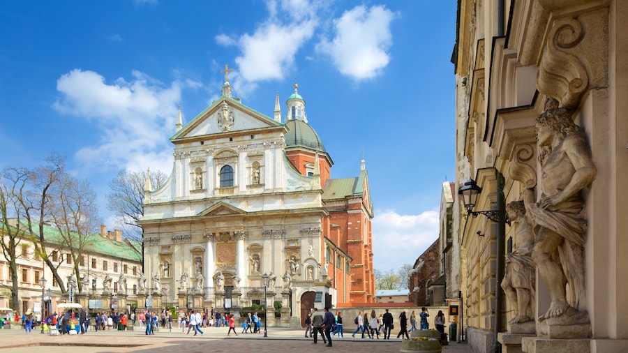 Cracovia che include strade, chiesa o cattedrale e piazza