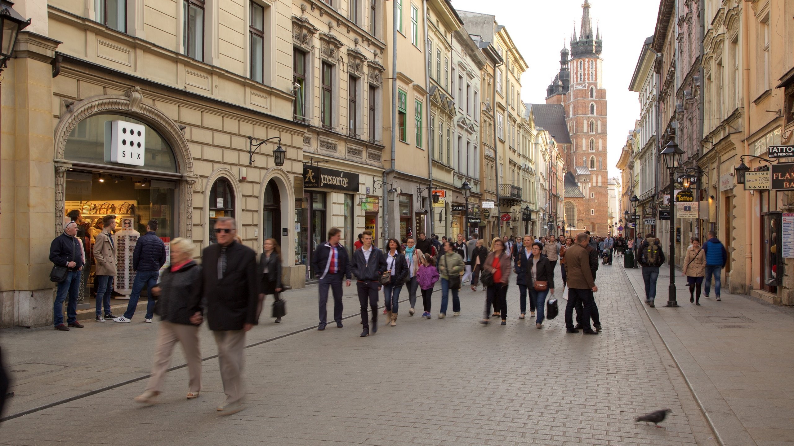 Mariabasilikaen som inkluderer gatescener