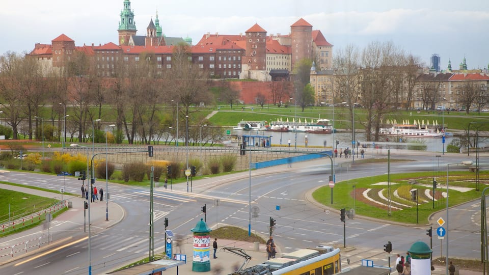 Krakow fasiliteter samt by