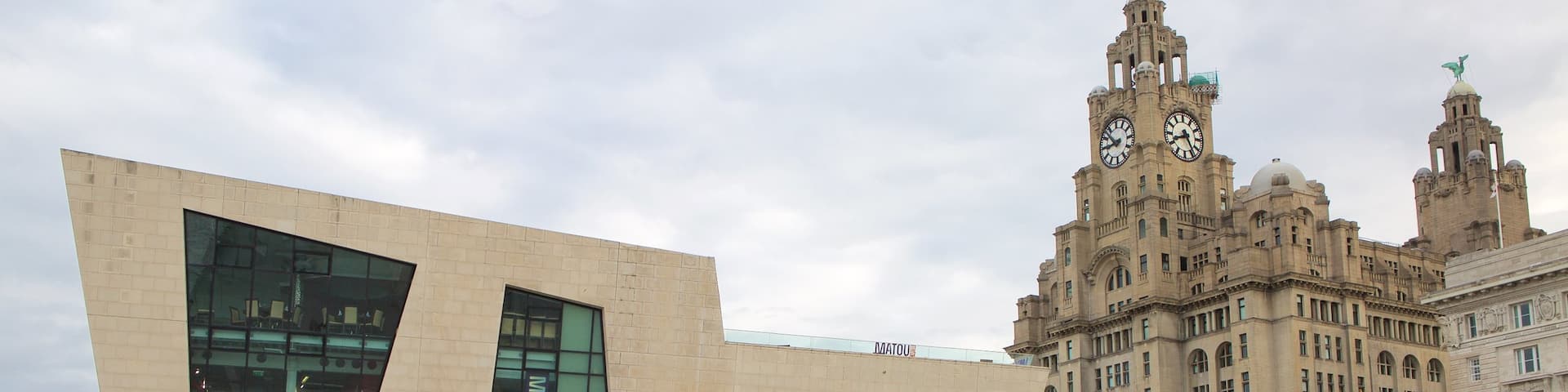 Liverpool which includes heritage architecture and modern architecture