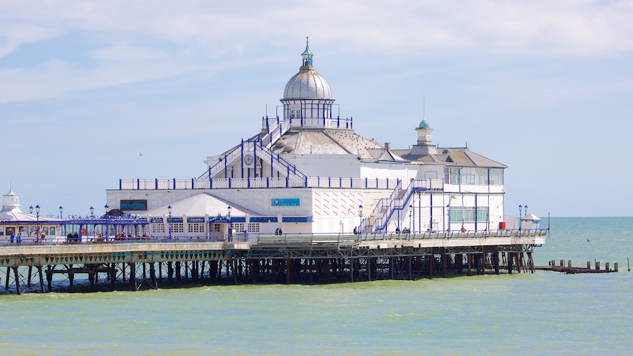 Eastbourne joka esittää yleiset rantanäkymät