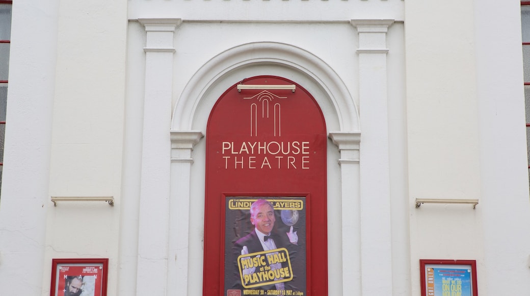 Playhouse Theatre Whitstable เนื้อเรื่องที่ ป้าย และ วงการละครเวที