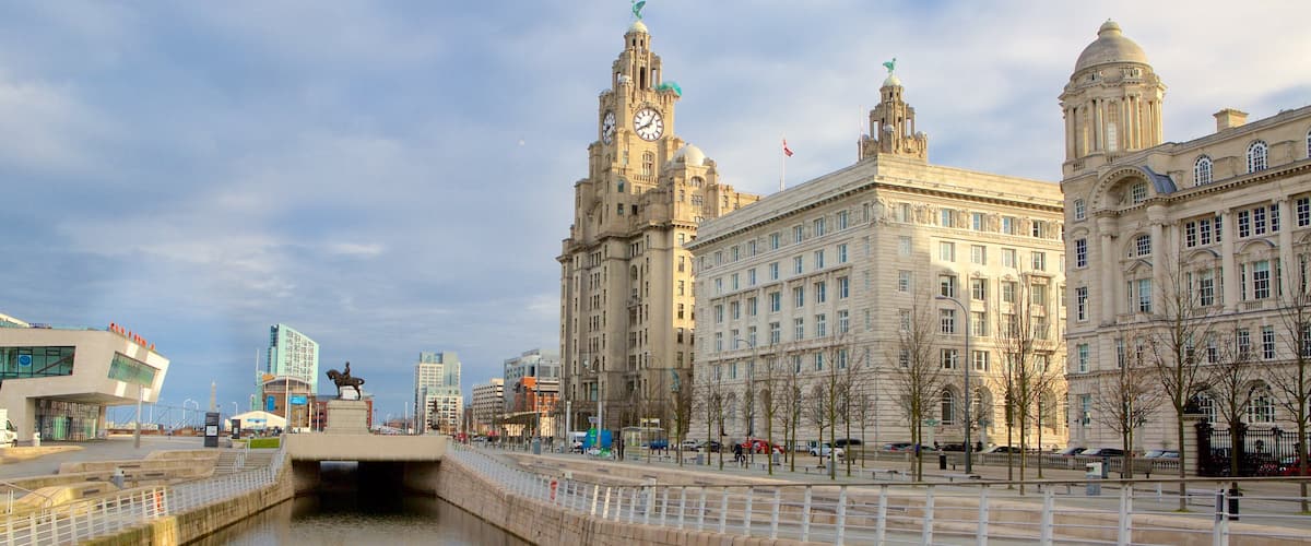 Liverpool showing a city and a river or creek