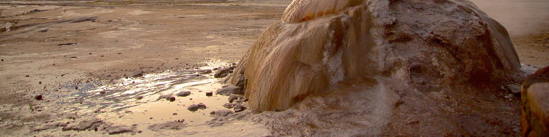 El Tatio Geyser Field featuring landscape views and tranquil scenes