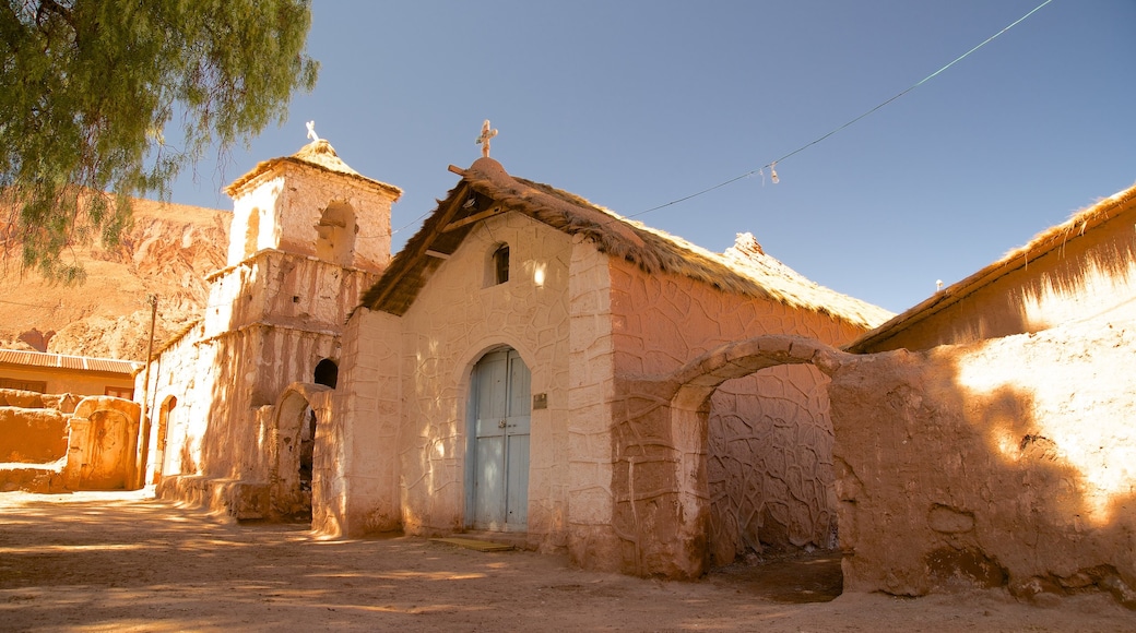 Rio Grande mostrando una pequeña ciudad o pueblo
