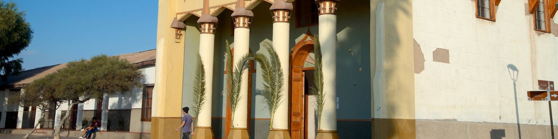 Iglesia San Francisco featuring a church or cathedral