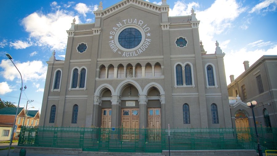 Santuario Maria Auxiliadora trong đó bao gồm nhà thờ