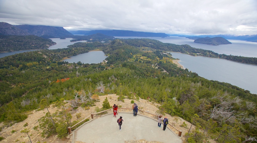 Cerro Campanario mostrando paisagem, paisagens e um lago ou charco