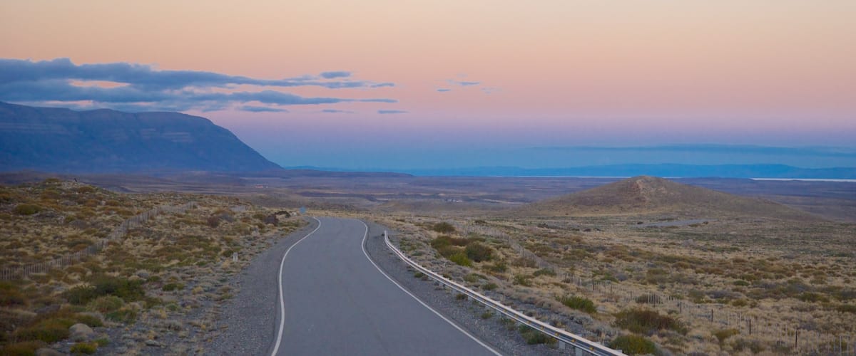 El Chaltén qui includes coucher de soleil, scÚnes tranquilles et vues du désert