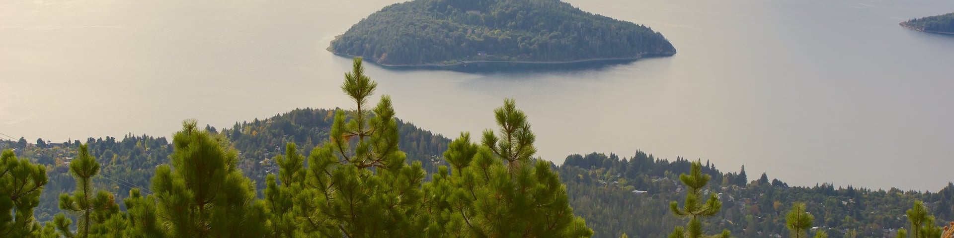 Cerro Otto featuring tranquil scenes, landscape views and a lake or waterhole