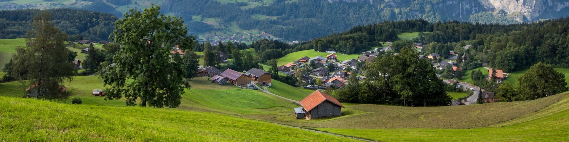 Hasliberg showing mountains and tranquil scenes