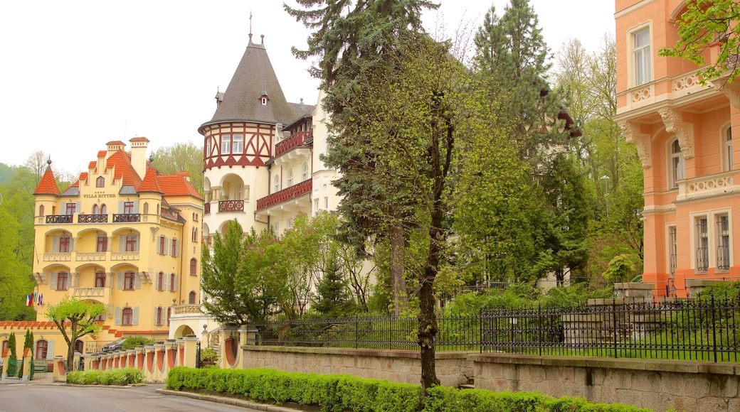Karlovy Vary mettant en vedette ville