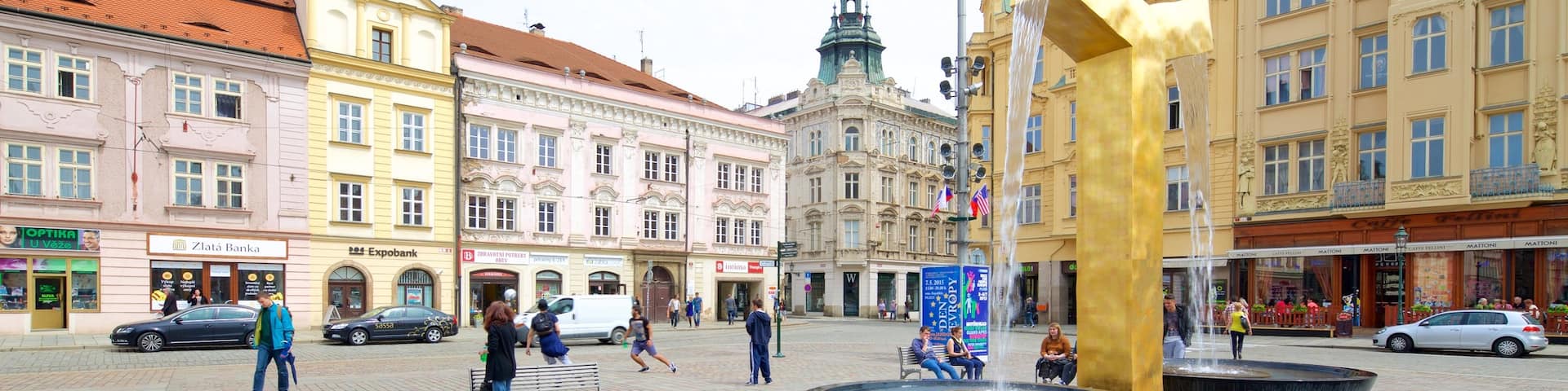 Plzen montrant square ou place et ville