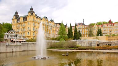 Mariánské Lázne mettant en vedette patrimoine historique, patrimoine architectural et fontaine