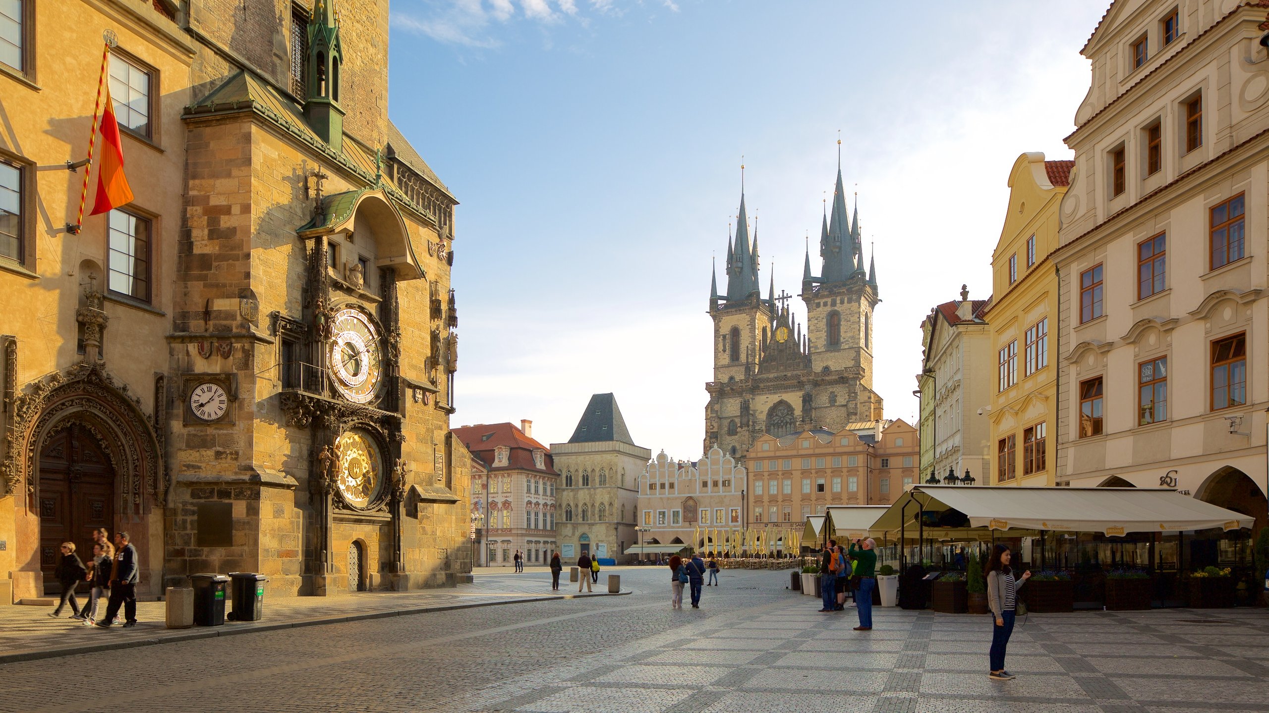 Visão Panorâmica De Eden Arena Em Praga, República Checa Foto