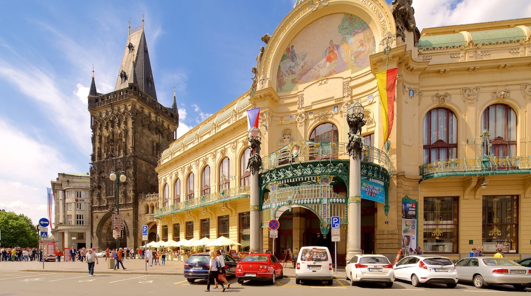 Gemeindehaus mit einem Geschichtliches und Stadt