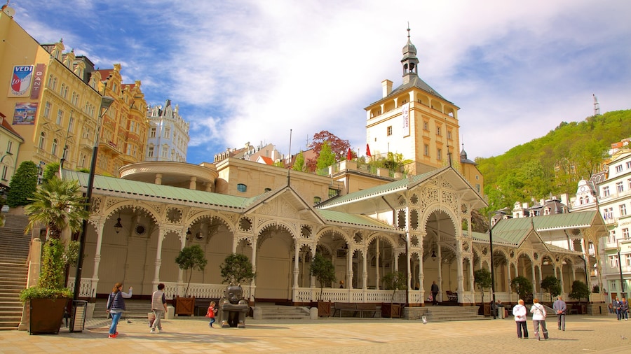 Karlovy Vary caratteristiche di piazza, città e oggetti d\'epoca