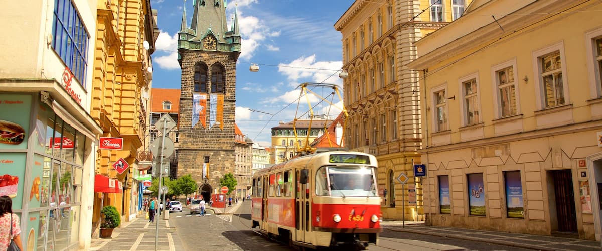 Nové Město og byder på kulturarvsgenstande, en by og jernbanegenstande