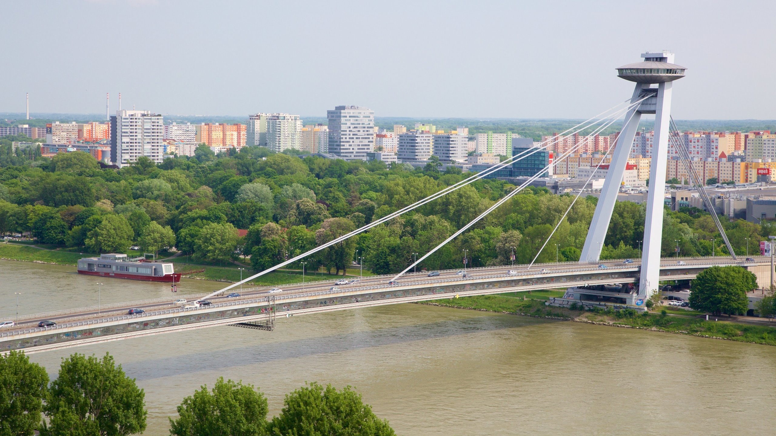 Pont Neuf (Novy Most), Bratislava propriétés de vacances Hôtels et