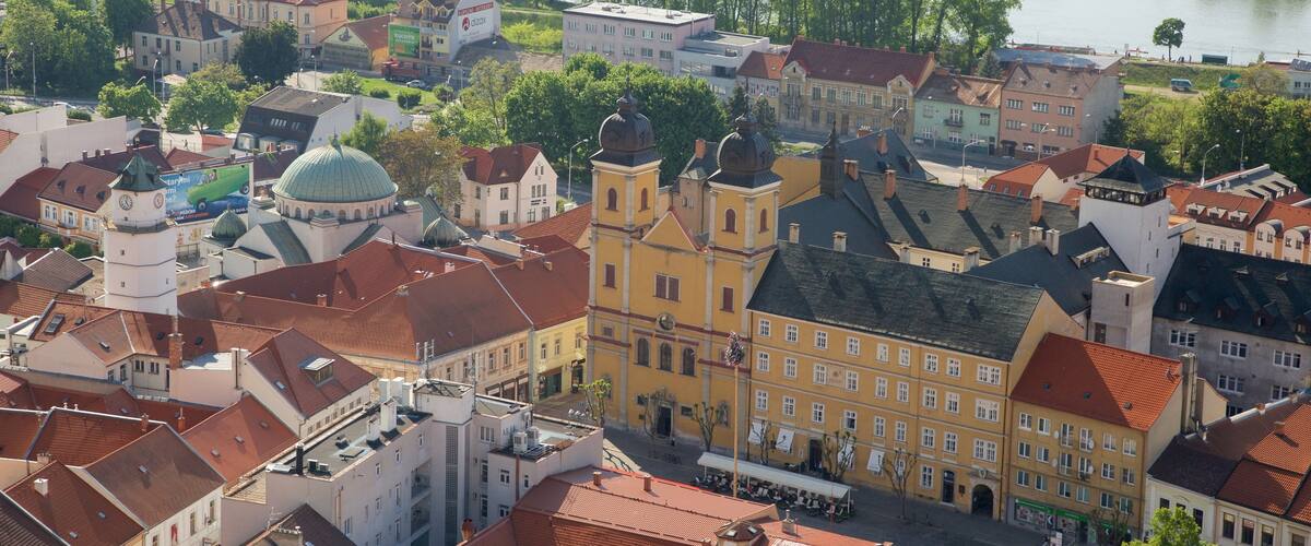 Trencin featuring a city