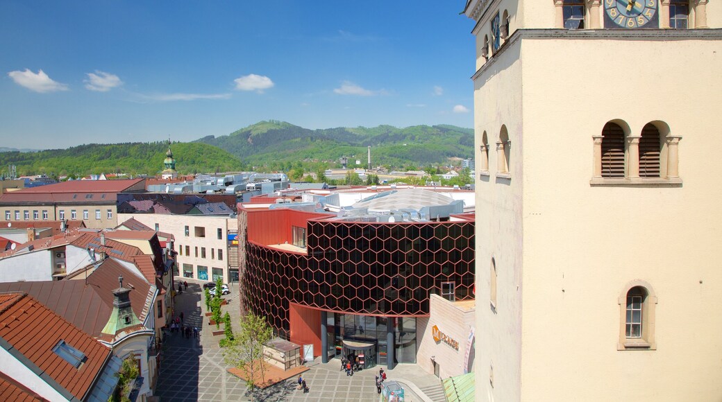 Zilina mettant en vedette architecture moderne et ville