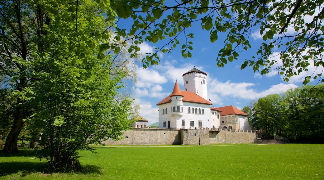 Žilinský kraj showing chateau or palace and a garden