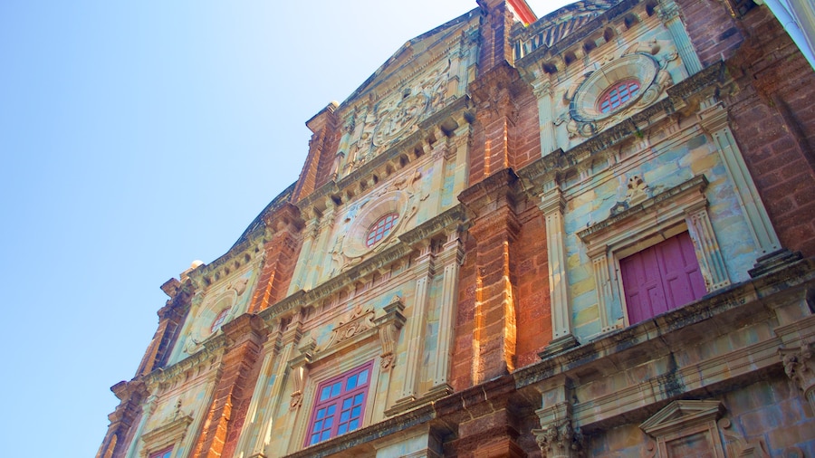Basilica of Bom Jesus featuring heritage architecture