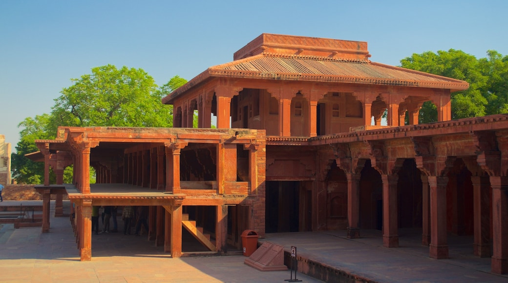 Fatehpur Sikri presenterar ett tempel eller plats för dyrkan