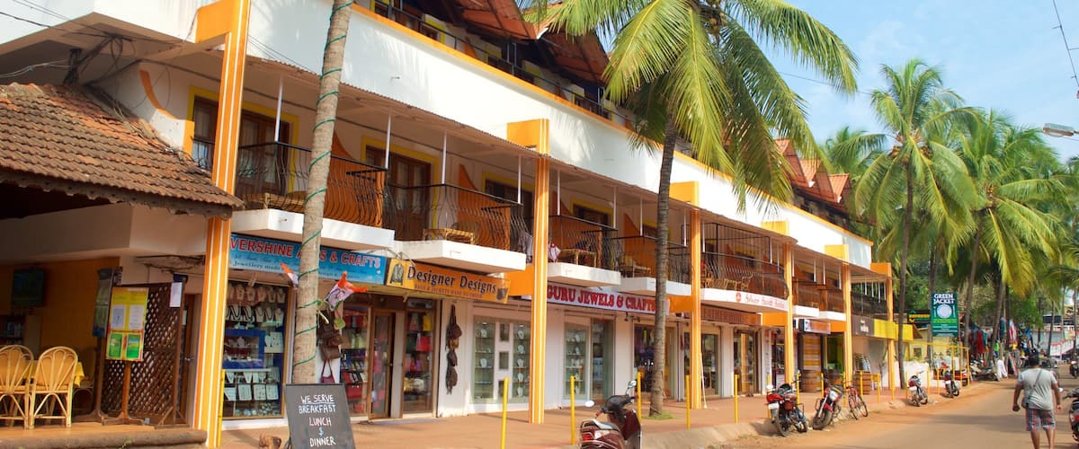 Candolim Beach - Fort Aguada which includes shopping