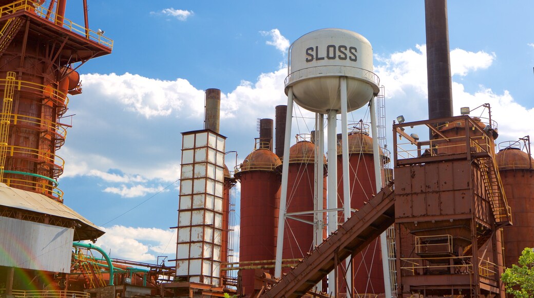 Sloss Furnaces som inkluderar industrier