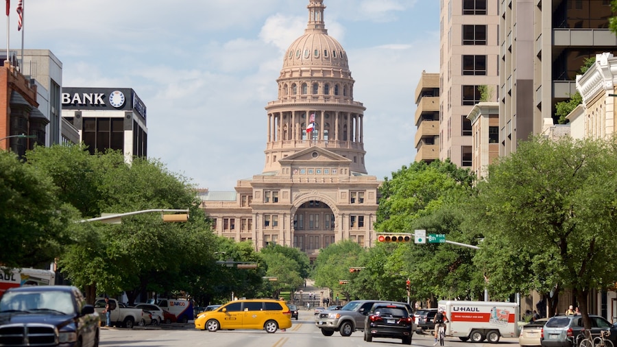 Downtown Austin showing street scenes and an administrative building