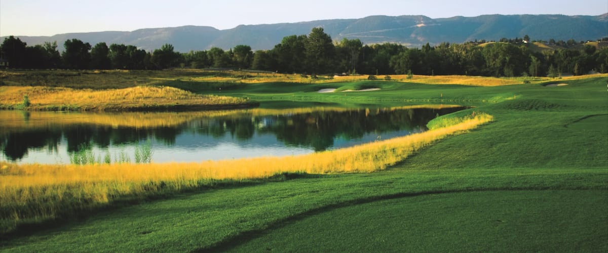Casper que incluye golf y vistas de paisajes