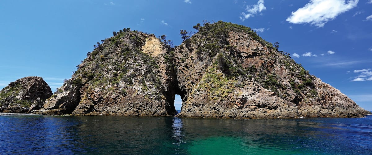Ile Bruny montrant vues littorales et cĂŽte rocheuse