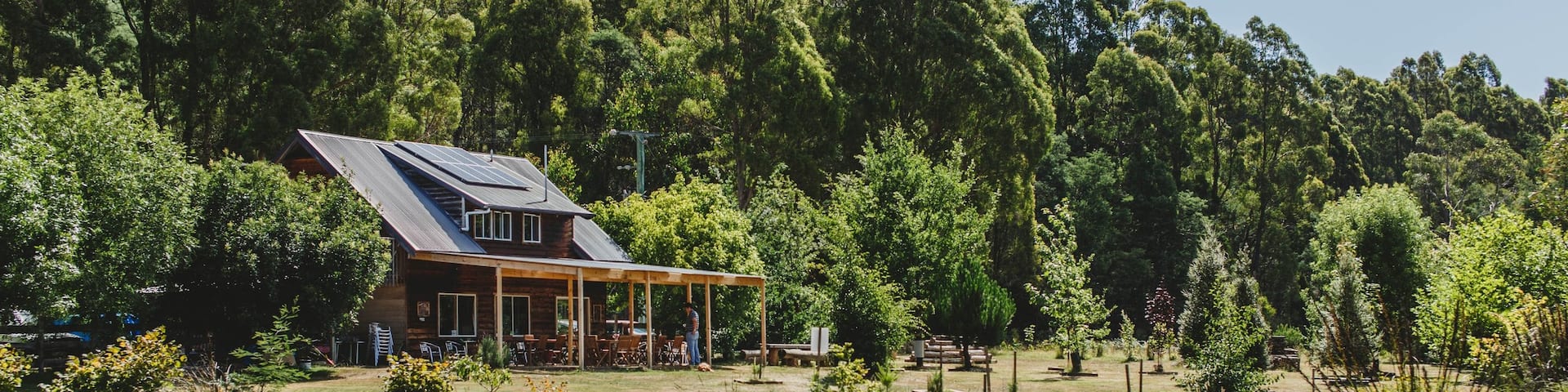 Deloraine featuring tranquil scenes and a house