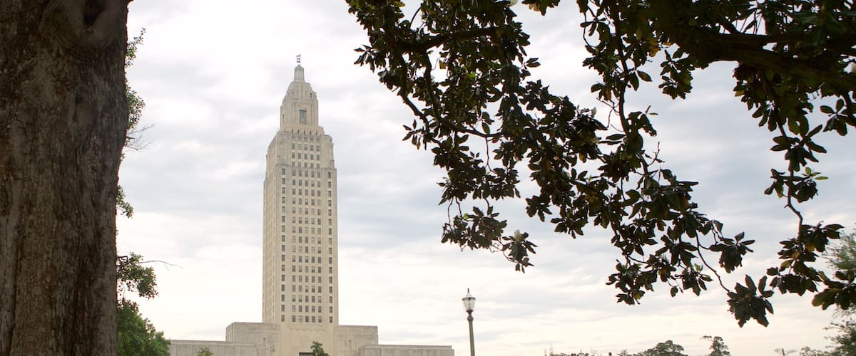 Louisiana State Capitol which includes a garden